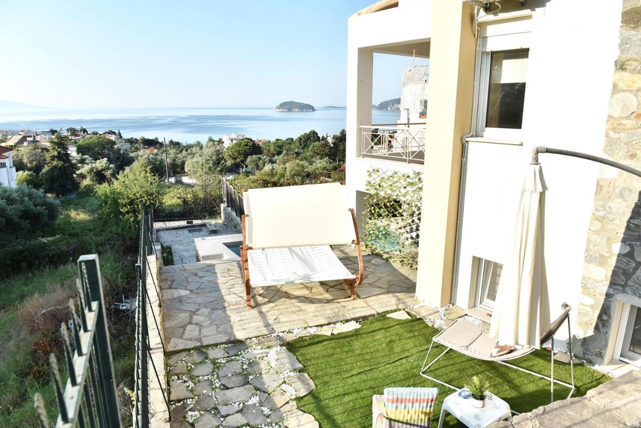 Sunrise Luxury Pool * Palaiontsiflikion