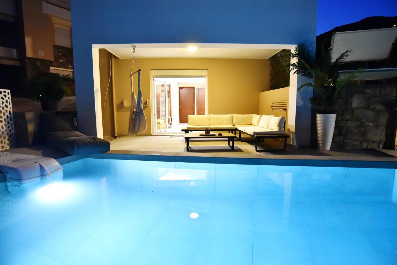Sunrise Luxury Pool * Palaiontsiflikion