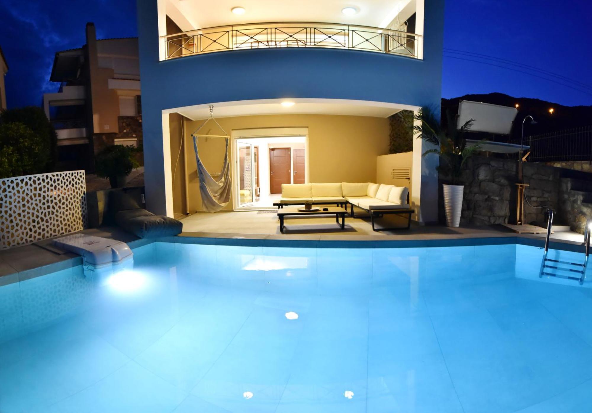 Villa Sunrise Luxury Pool Palaiontsiflikion
