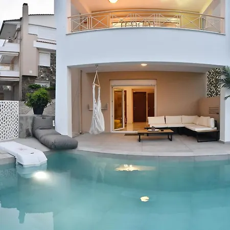 Sunrise Luxury Pool Villa Palaiontsiflikion Exterior photo