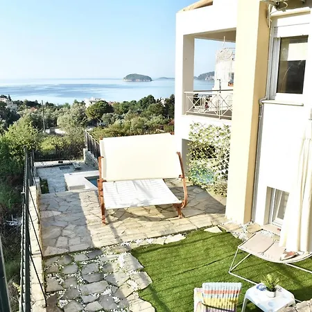 Sunrise Luxury Pool Villa Palaiontsiflikion Exterior photo