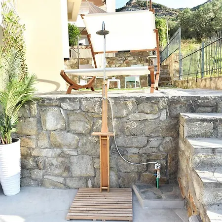 Sunrise Luxury Pool Villa Palaiontsiflikion Exterior photo