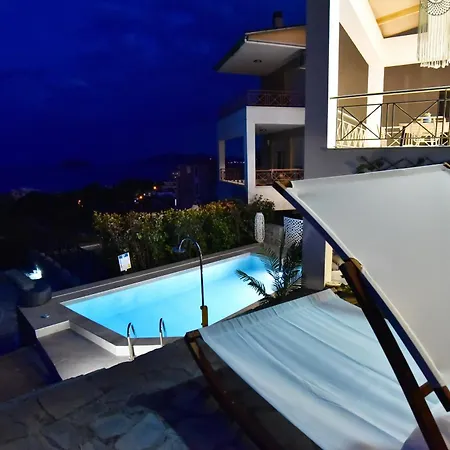 Sunrise Luxury Pool Villa Palaiontsiflikion Exterior photo