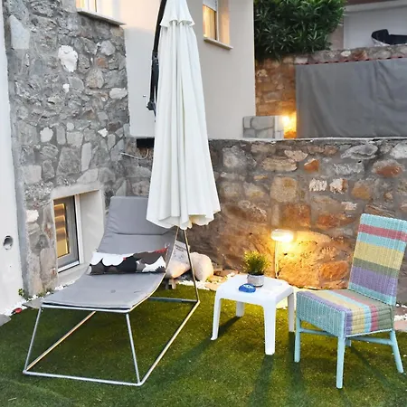 Sunrise Luxury Pool Villa Palaiontsiflikion Exterior photo