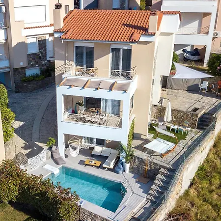 Sunrise Luxury Pool Villa Palaiontsiflikion Exterior photo
