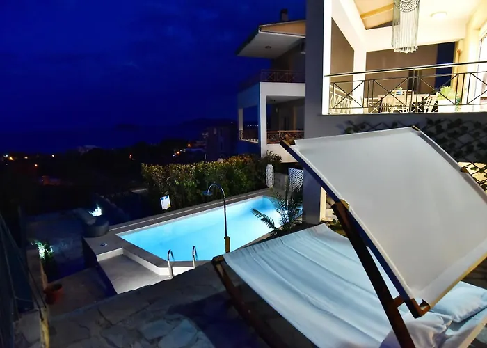 Sunrise Luxury Pool Villa